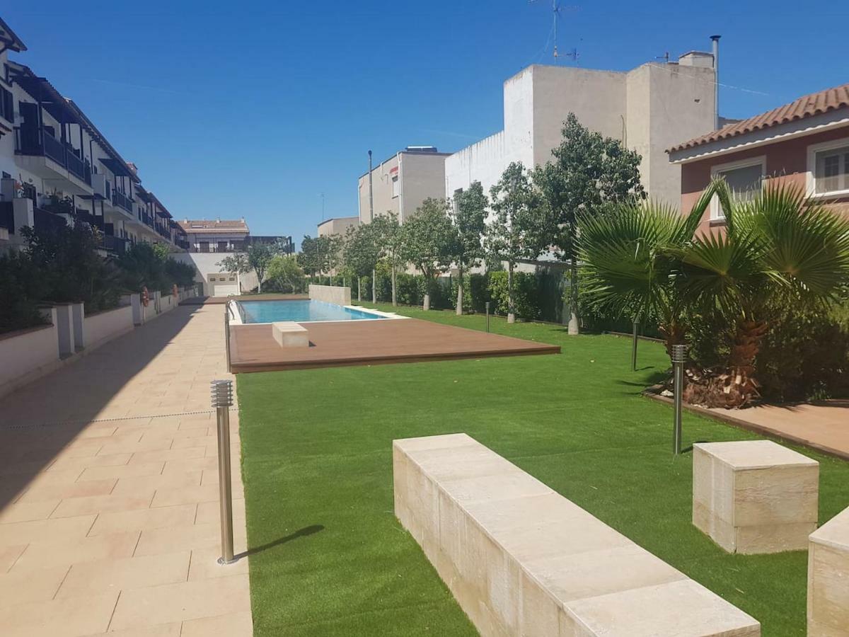 Residencial Delta Garden'S Apartment Sant Jaume d'Enveja Exterior photo